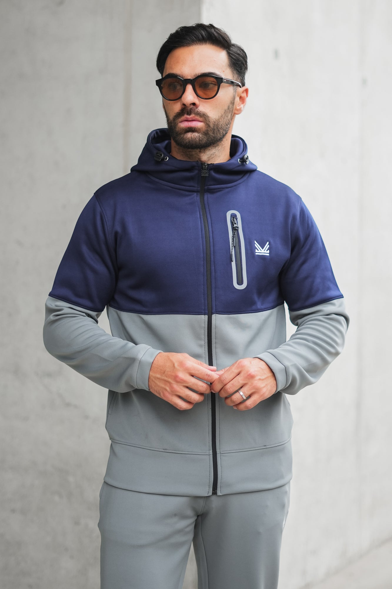 Script Reflective Quickdry  Hoodie - Navy